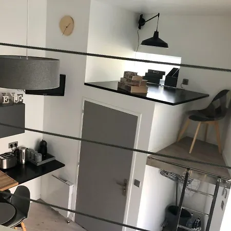 2 Lofts Cosy De Cachet Idealement Situes Au Centre De 클레르몽페랑