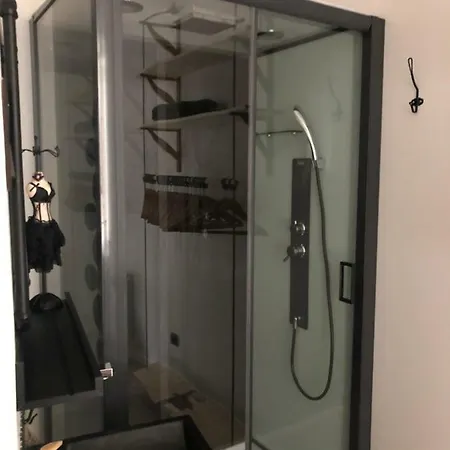 2 Lofts Cosy De Cachet Idealement Situes Au Centre De Apartamento