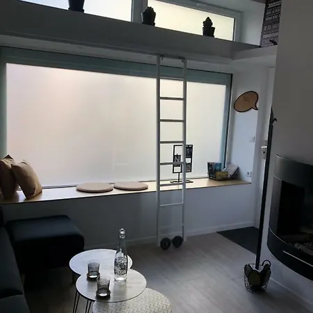 2 Lofts Cosy De Cachet Idealement Situes Au Centre De *