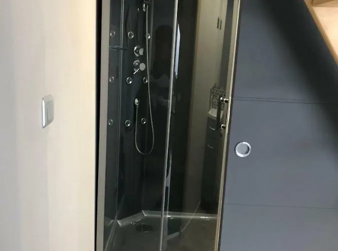 2 Lofts Cosy De Cachet Idealement Situes Au Centre De *