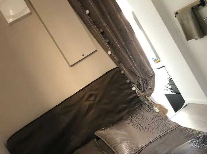 2 Lofts Cosy De Cachet Idealement Situes Au Centre De Lejlighed *